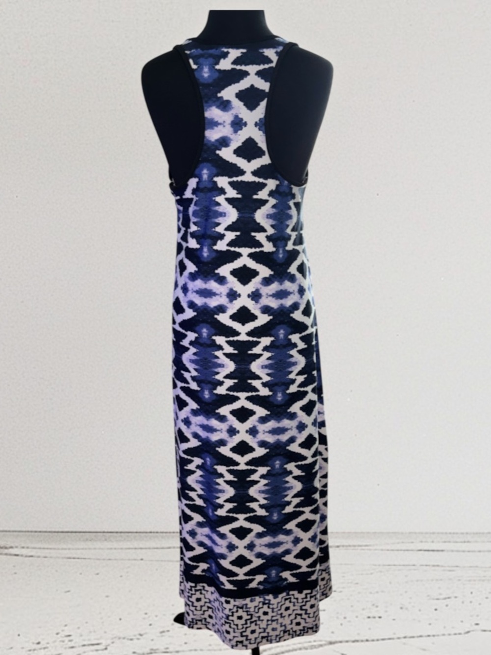 Ninety Blue, Black & White Abstract Print Maxi Dress, P2P:18-19.5”, L:57” - Picture 7 of 12